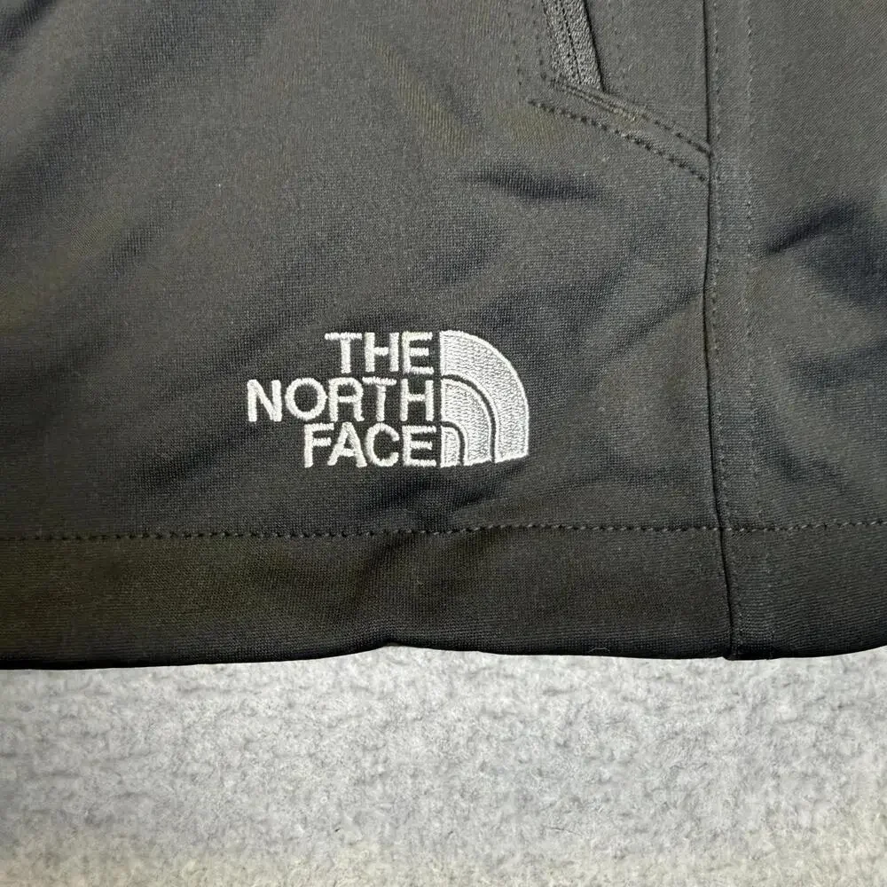 The North Face TNF Men's Size XL Earth Day Full Zip Lined Vest Jacket